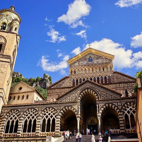 Una veduta della Campania o di un luogo di culto